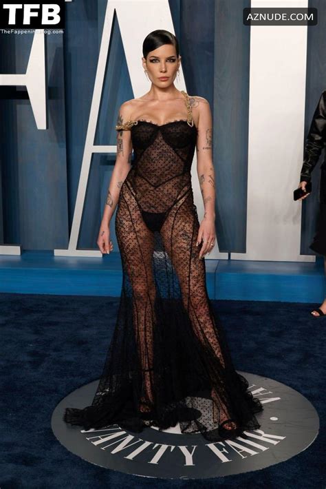 Halsey Looks Sexy Seen Flaunting Her Hot Figure In A See Through Dress At The Vanity Fair Oscar