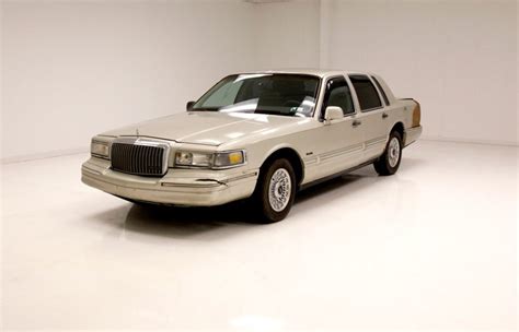 1997 Lincoln Town Car Sold | Motorious