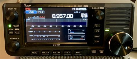 16 Icom 705 Icom Hf Qrp Dstar Vhf Uhf Mhzoutdoor Transceiver Sdr