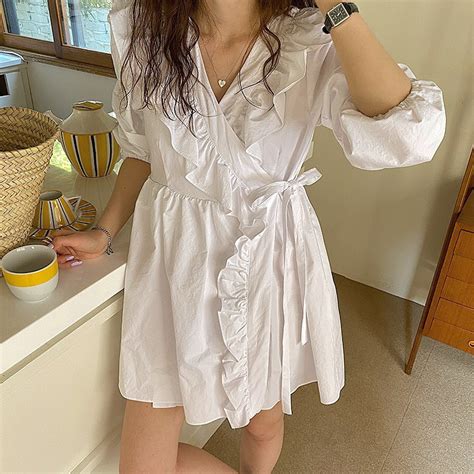 Hot Trend H N M Nay U Ngon N Ai Di N C Ng P Ch Em N N B T S Ng Ngay C N Shopping