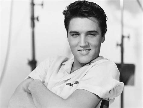 Elvis Presley - Biography, Height & Life Story | Super Stars Bio