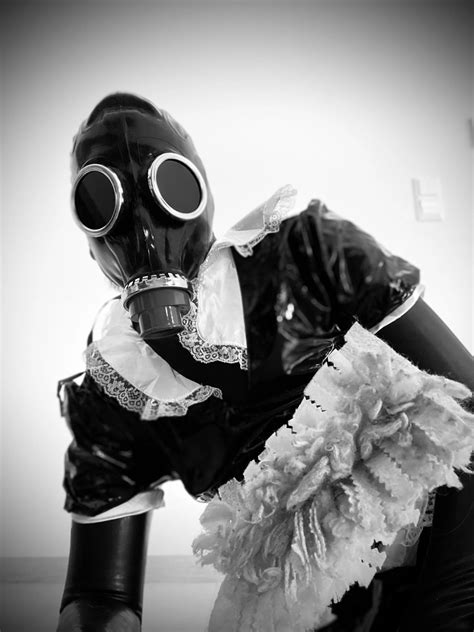 SISSI LATEX 16 Nude Pics XHamster