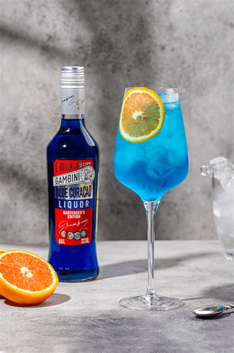 Ликер Gambini Blue Curacao 0,7 л (Гамбини Блю Кюрасао), купить в ...