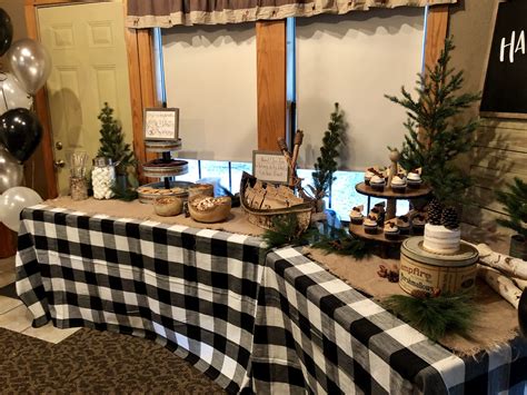 Log Cabin Themed Table Centerpiece