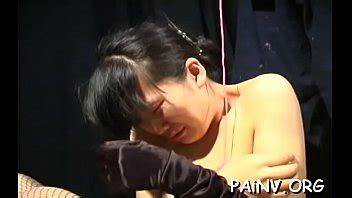 Acción caliente con puta regordeta que se pone su traje de diosa XVIDEOS