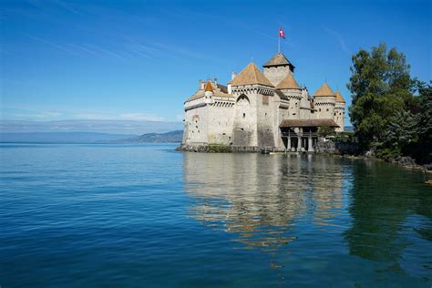 15 Best Castles in Switzerland - The Crazy Tourist