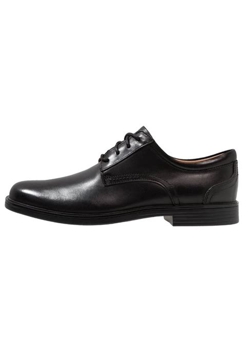 Clarks Un Aldric Lace Elegantna Obuća S Vezicama Blackcrno