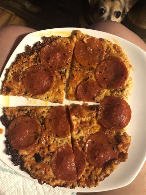 Easy Crustless Pepperoni Pizza R Ketorecipes