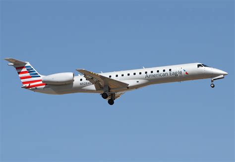 American Airlines Fleet Embraer ERJ-145 Details and Pictures