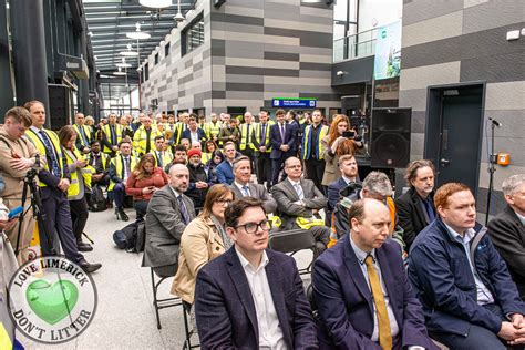 Bus Éireann first electric regional city bus fleet launches in Limerick