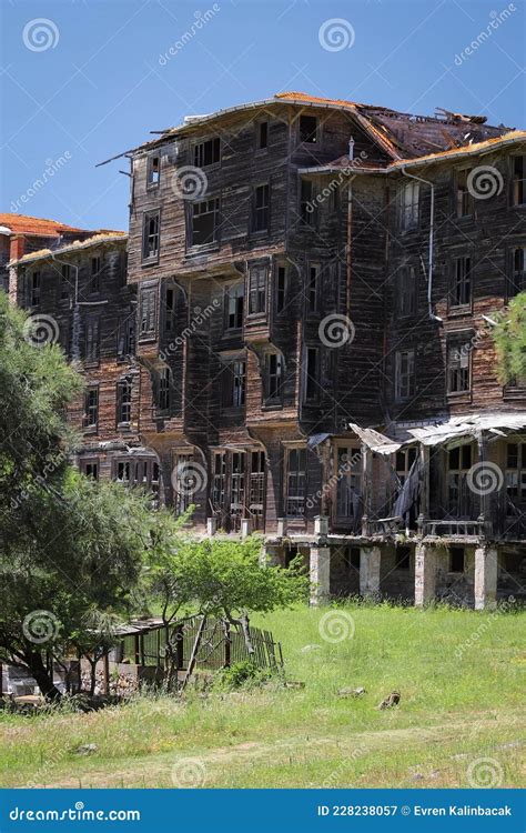 Orfanato Ortodoxo Da Ilha De Buyukada Istanbul Turkey Imagem De Stock