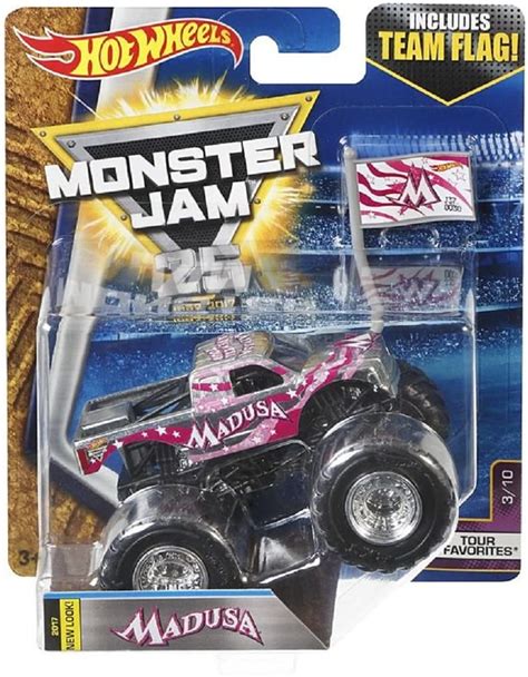 Hot Wheels Monster Jam Tour Favorites 3 10 Madusa With Team Flag Vehicles Amazon Canada