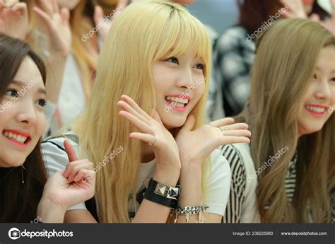 Korean Babe Blonde Hair