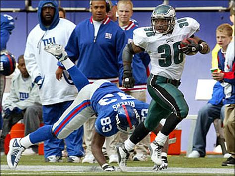 2003 NFL Season Pt. 1 - Photo 17 - CBS News