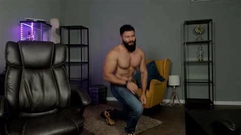 Muscle Hunk Working Out Special Gay Porn Xhamster
