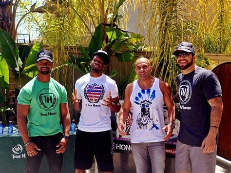 5 Hot Sexy Bardia Rahim Bikini Pics