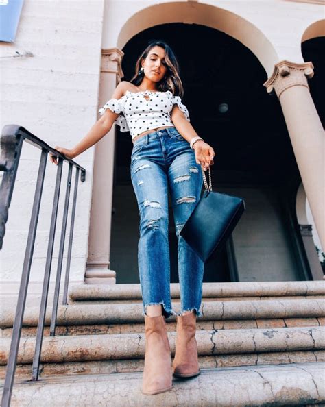 Hot Sexy Nita Mann Bikini Pics