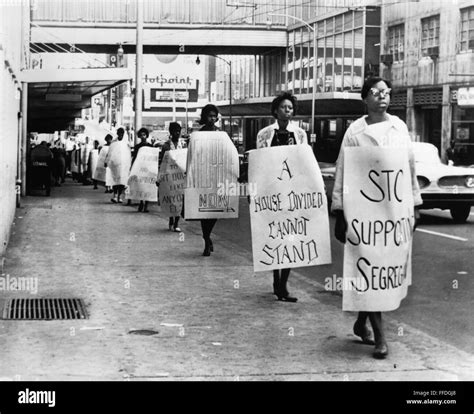 Segregated Lunch Counter Hi Res Stock Photography And Images Alamy