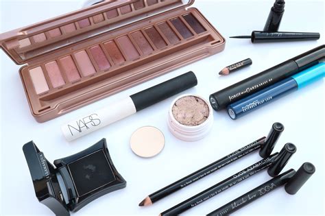 Maquillaje Para Eventos Naked The Make Up Statement