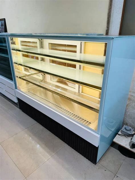 Ss And Glass Pastry Display Counter For Restaurant At Rs Unit In