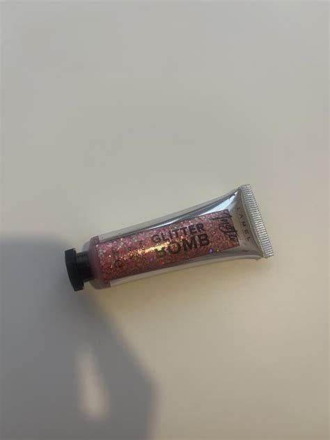 Глиттер lamel professional insta glitter bomb — цена 80 грн в каталоге ...