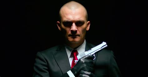Rapsódia Boêmia Crítica Hitman Agente 47