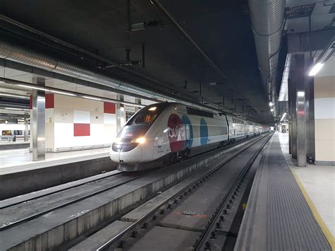 Tickets go on sale for Madrid - Valencia high-speed trains