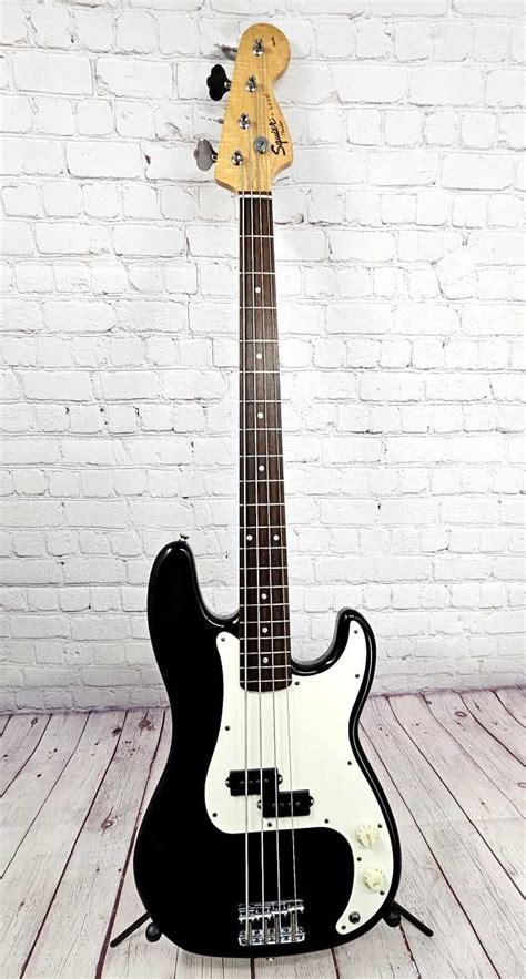 Fender Squier P-Bass, Affinity Series, black - Hank's Guitar Shop