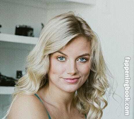 Lily Stalnaker Livesimplyy3 Nude OnlyFans Leaks Fappening FappeningBook