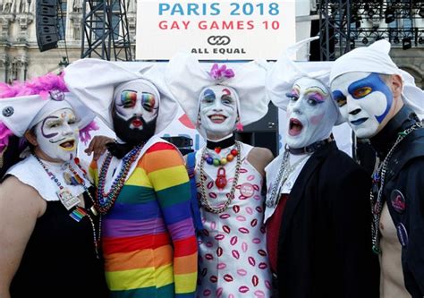 PHOTOS Paris Hosts Gay Games Rediff Sports
