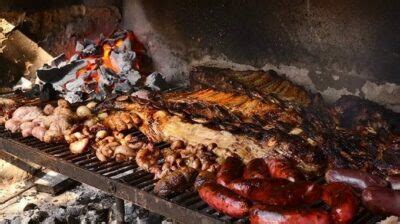 National dish of Argentina - Asado | Symbol Hunt