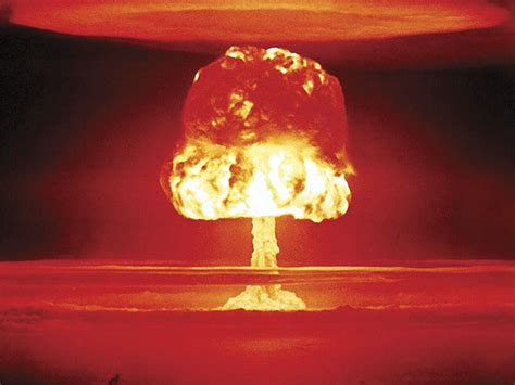 Teste Nuclear No Atol De Bikini Ilhas Marshall Foto Reprodu O Revista Arautos Do Evangelho