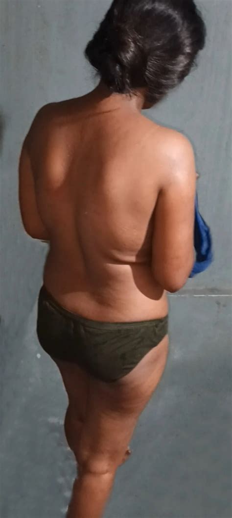 Tamil Aunty Suganthi Big Ass Nude Sex Photos Nude Pics Xhamster