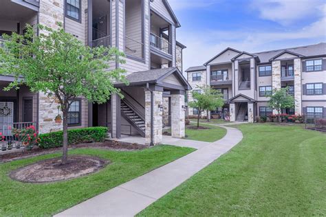 Willow Creek Apartments - Apartments in Tomball, TX