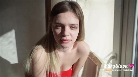 Free Hawt Sex With Cutie In Red Suit At Ski Resort Porn Video HD