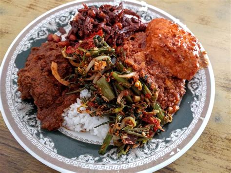 Nasi Padang Minang - Penang Food Guide | The Travellist