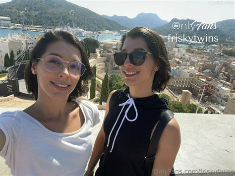 Frisky Twins Friskytwins Nude Onlyfans Leaks Fappening Fappeningbook