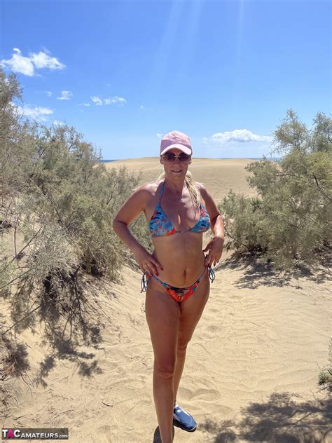 Middle Aged Blonde Sweet Susi Gets Naked At Home And At The Beach As Well Coedcherry