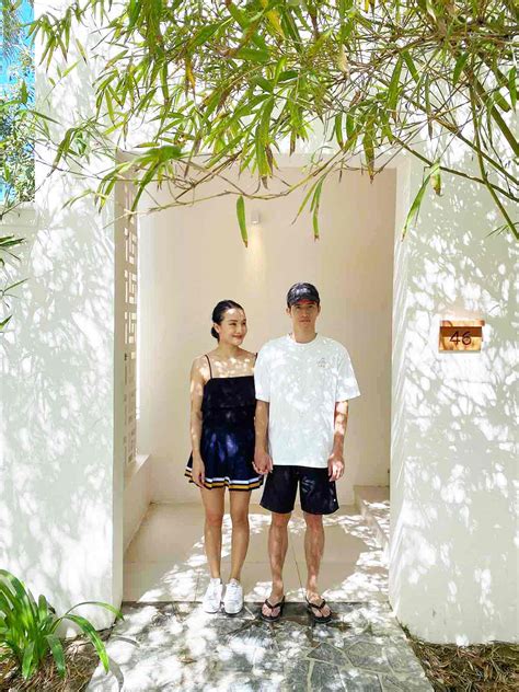 Chuyện tình đẹp của hot vlogger Giang Ơi Nên duyên từ tuổi cùng du học và đồng hành bên