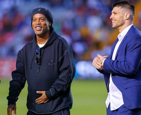 Así Fue El Regreso De Ronaldinho A México Para La Reapertura Del