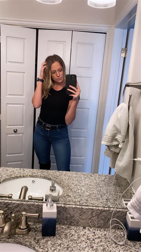 F First Time Posting Here Do You Think Im Hot R Amihot