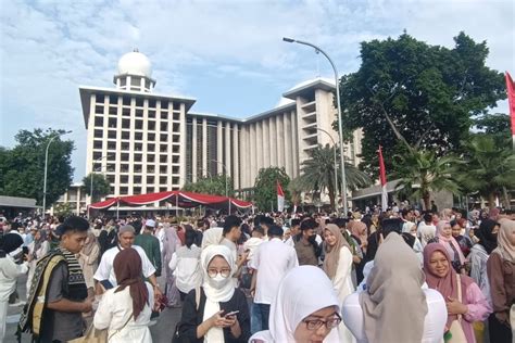 Shalat Idul Adha Digelar Di Masjid Istiqlal Jemaah Tumpah Ruah Hingga Luar