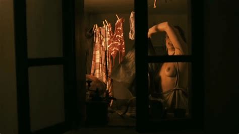 Nude Video Celebs Simona Stoicescu Nude Ioana Barbu Nude Daca Bobul Nu Moare