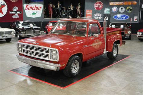 Dodge Lil Red Express Hanksters Hot Rods