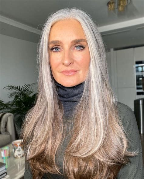 Makeup By Nikki Long Silver Hair Grey Hair And Makeup Gorgeous Gray Hair