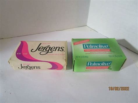 Vintage Jergens 475 Oz And Palmolive Mild Hand Soap 32 Oz 2 Bars