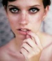 Пять тестов, чтобы узнать свой оттенок кожи: Группа Макияж