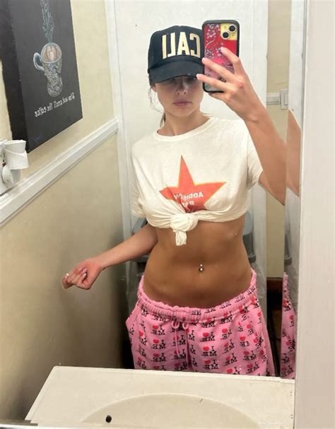 Pin By Sex And Calories On Pinterest Is A Prude Cute Swag Outfits