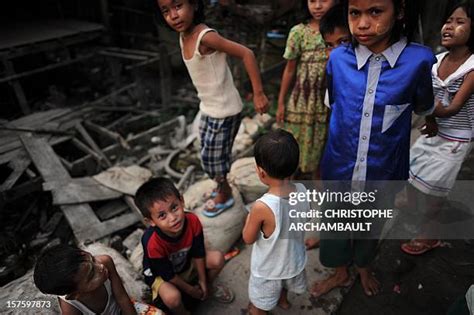 Myanmar Economy Social Povertyfeature Photos and Premium High Res ...