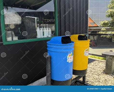 Organic and Non Organic Waste Bins Editorial Photo - Image of outdoor ...